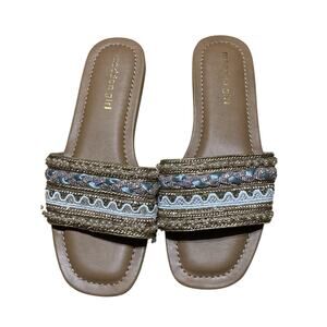 Madden Girl Women's Slip On Sandals Size 7 Tropical Gold Ribbon Jewels Travel